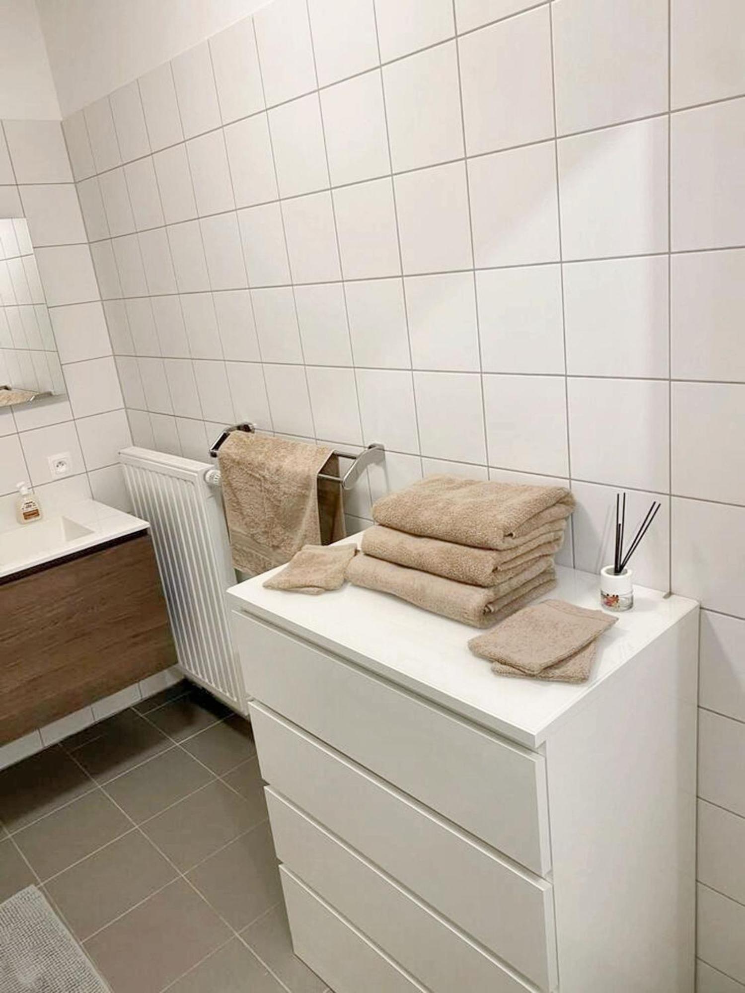 Modern Apartment In Cureghem Anderlecht 134 M² + Terrace Βρυξέλλες Εξωτερικό φωτογραφία
