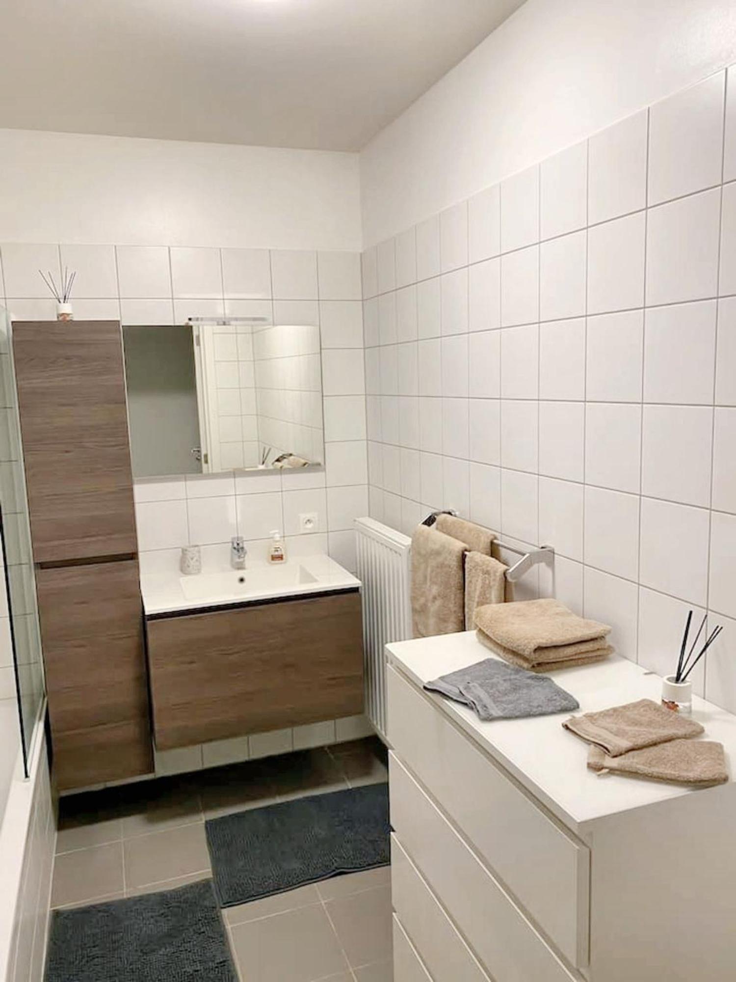 Modern Apartment In Cureghem Anderlecht 134 M² + Terrace Βρυξέλλες Εξωτερικό φωτογραφία