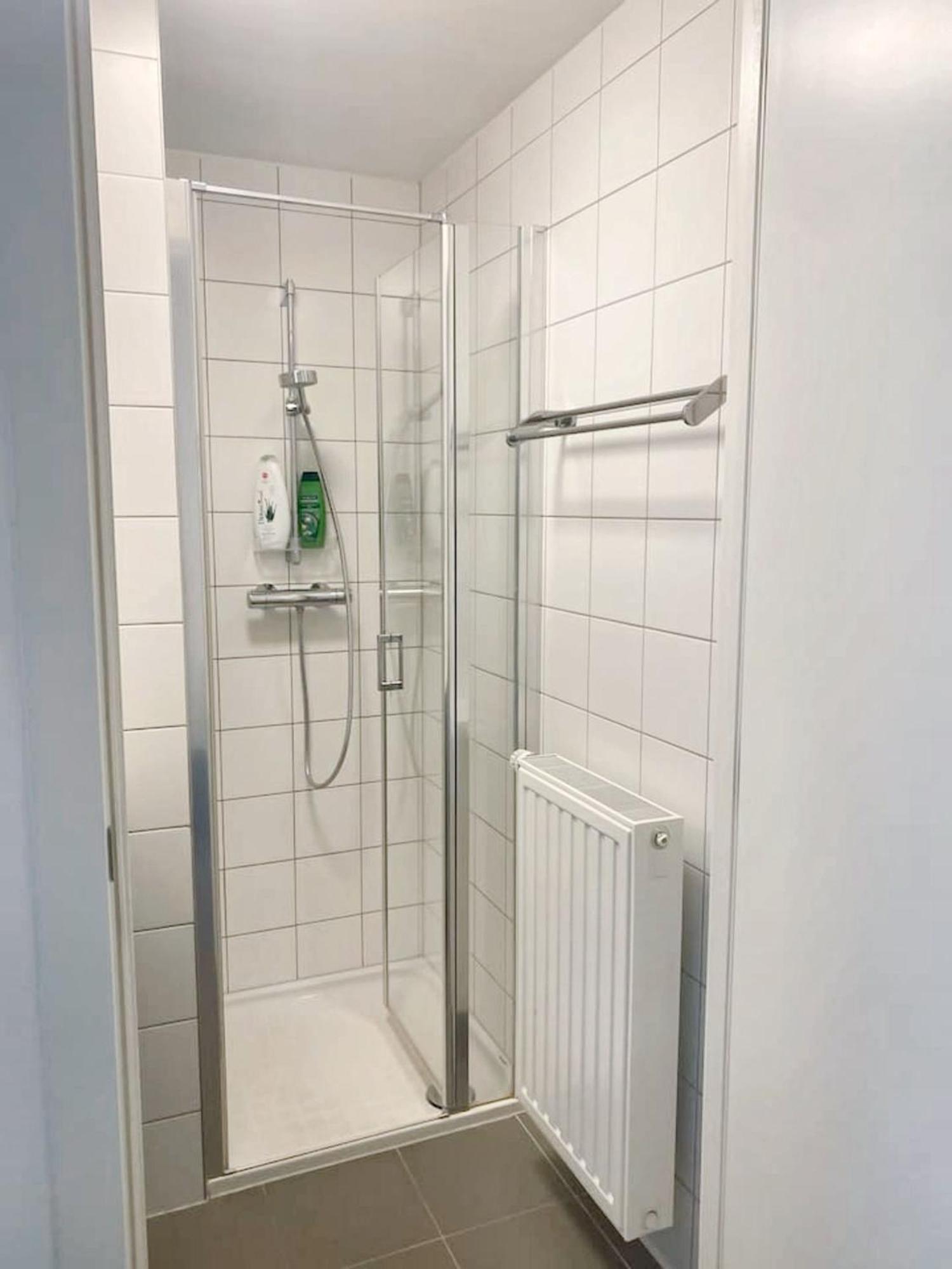 Modern Apartment In Cureghem Anderlecht 134 M² + Terrace Βρυξέλλες Εξωτερικό φωτογραφία