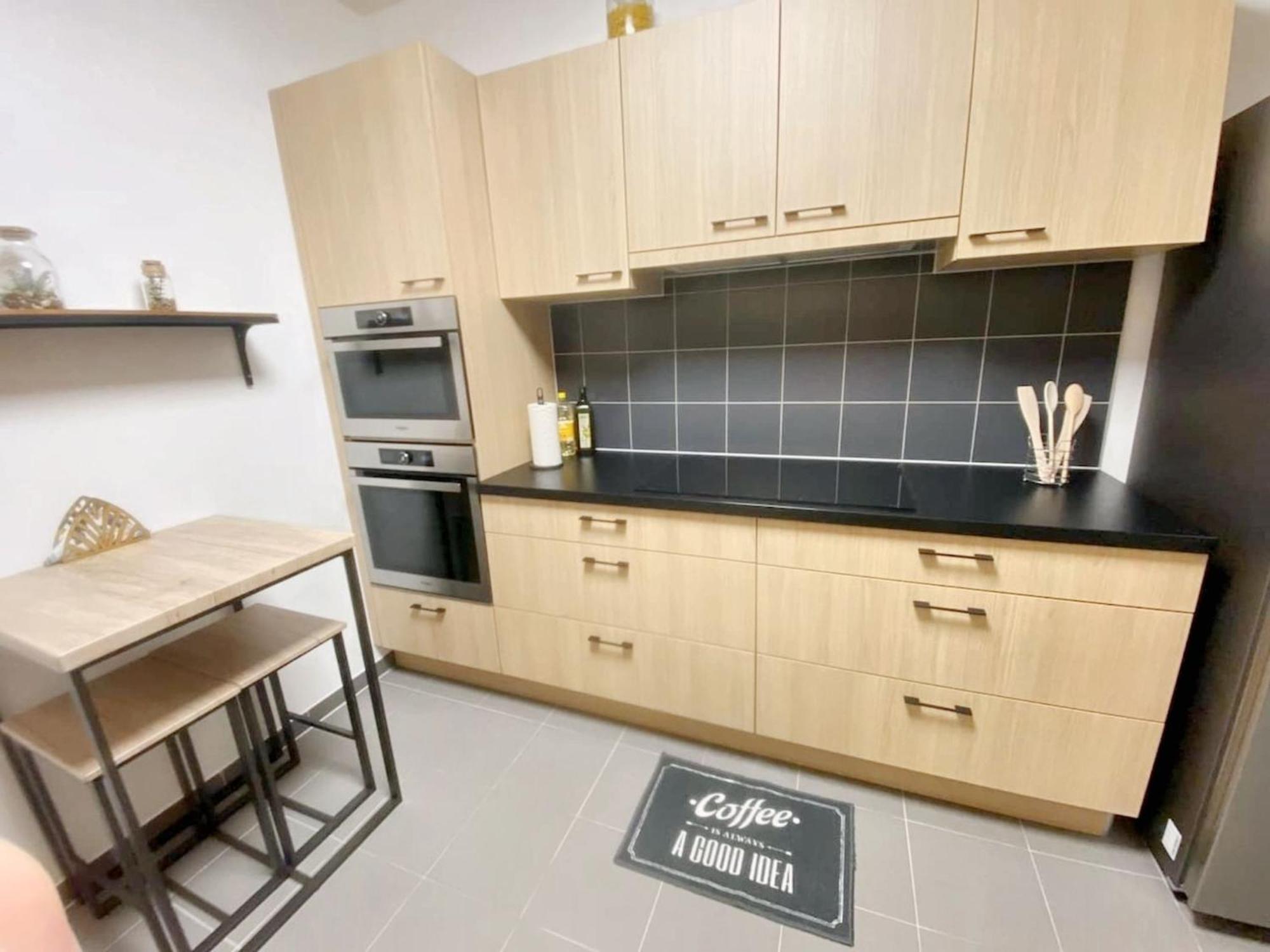Modern Apartment In Cureghem Anderlecht 134 M² + Terrace Βρυξέλλες Εξωτερικό φωτογραφία