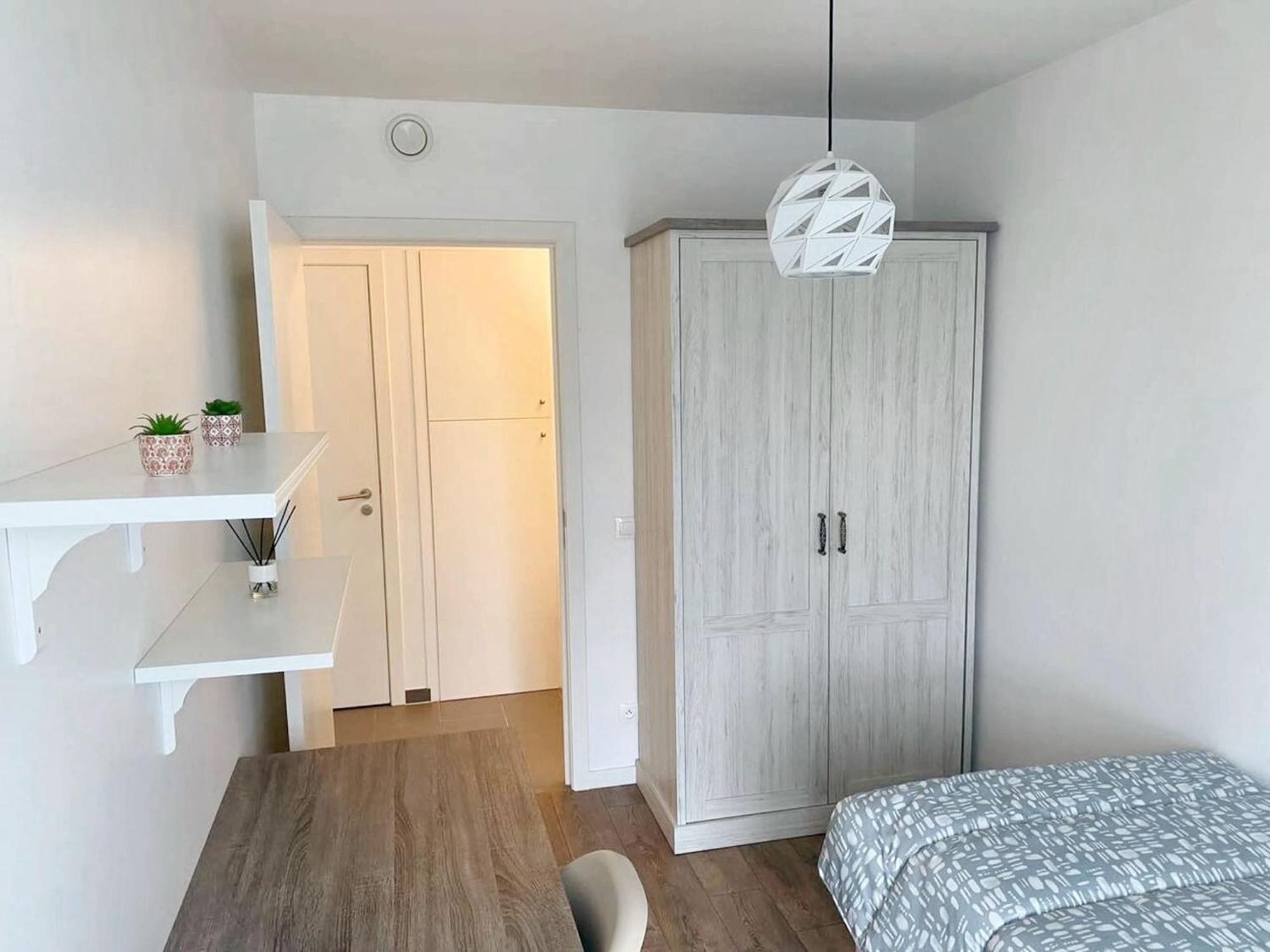 Modern Apartment In Cureghem Anderlecht 134 M² + Terrace Βρυξέλλες Εξωτερικό φωτογραφία
