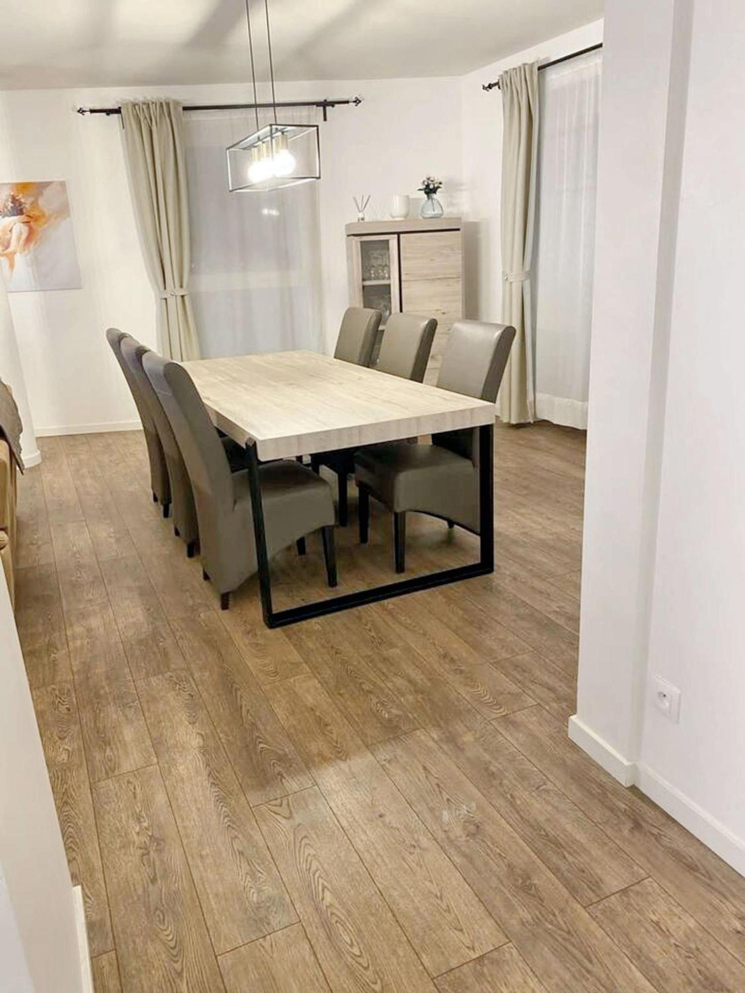 Modern Apartment In Cureghem Anderlecht 134 M² + Terrace Βρυξέλλες Εξωτερικό φωτογραφία