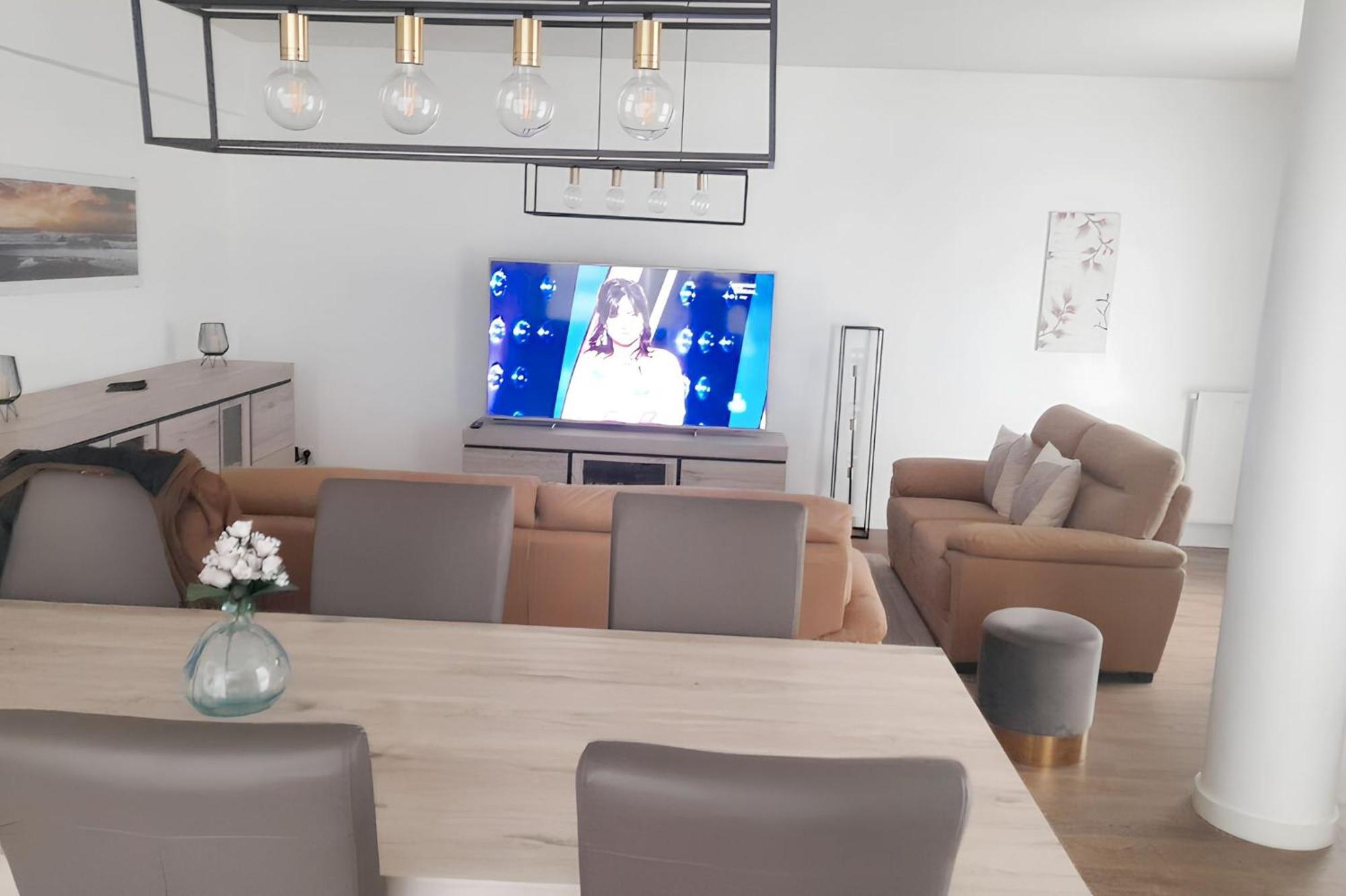 Modern Apartment In Cureghem Anderlecht 134 M² + Terrace Βρυξέλλες Εξωτερικό φωτογραφία